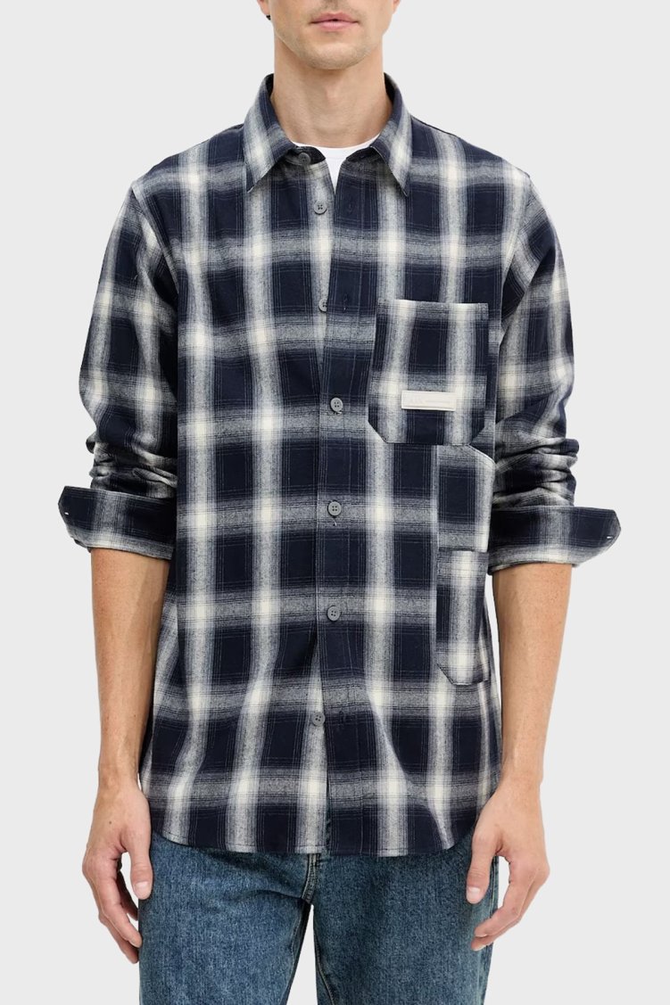 Armani Exchange Pamuklu Regular Fit Düğmeli Yaka Ekoseli Erkek Gömlek XM001149 AF16626 FB004 LACİVERT-BEJ - Armani Exchange