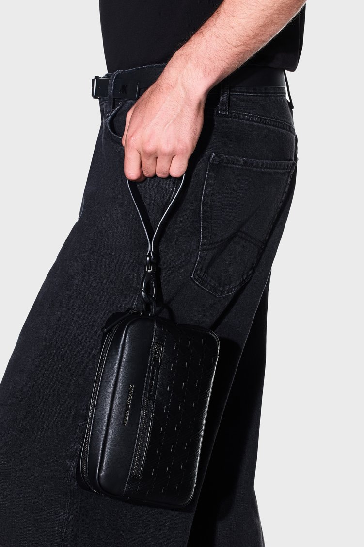 Armani Exchange Tek Saplı Logolu Erkek Çanta XM003583 AF26662 UC001 Siyah - Armani Exchange (1)