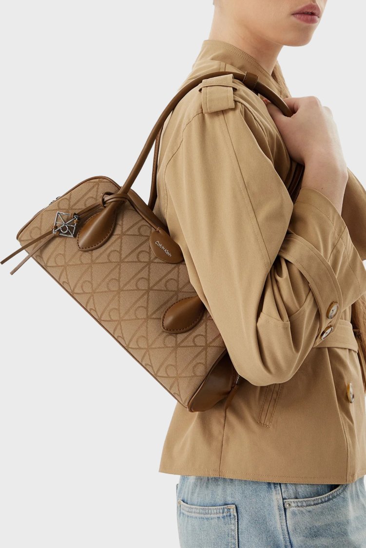 Calvin Klein 4G Logolu Omuz Askılı LV04F3744G8DZ Kadın Çanta LV04F3744G 8DZ CAMEL - Calvin Klein (1)