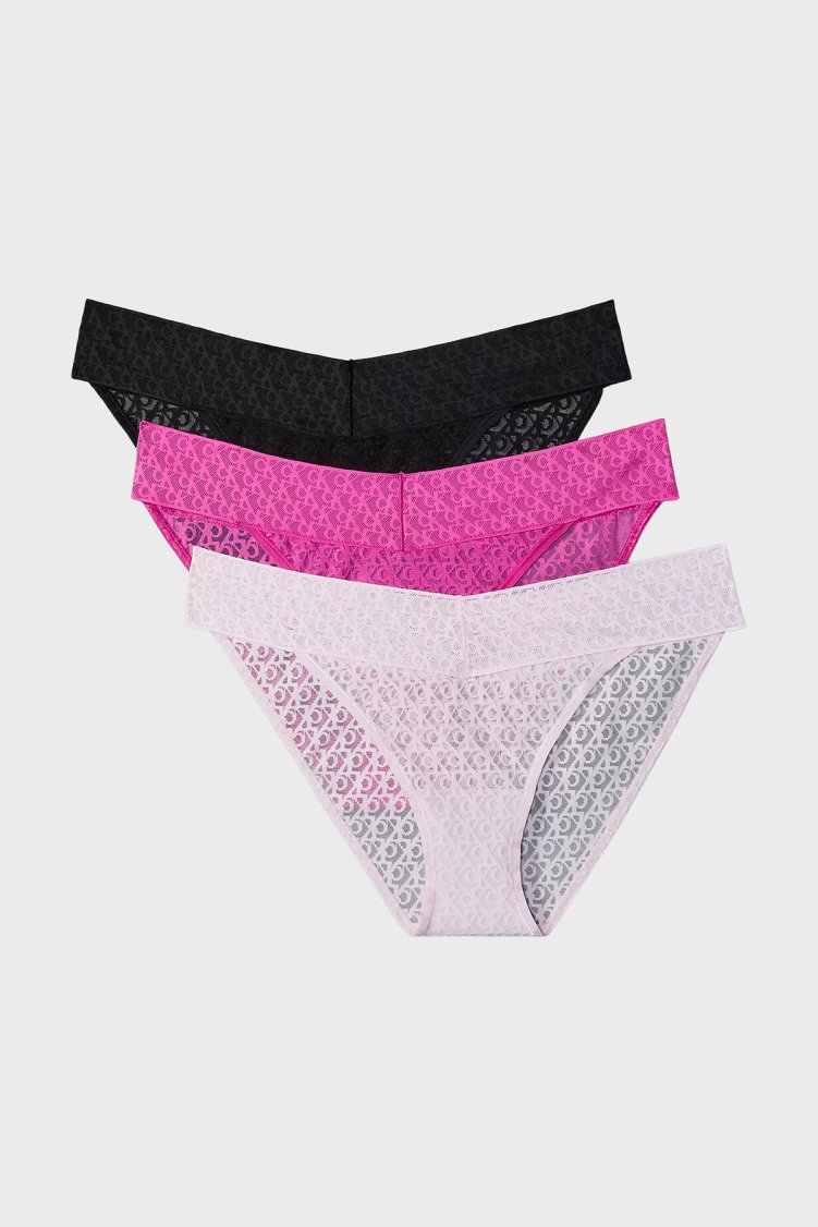 Calvin Klein Dantelli Düşük Bel 3 Pack Külot LV00QD5305FBS Bayan 3 Lü Külot LV00QD5305 FBS SİYAH PEMBE FUŞYA - Calvin Klein