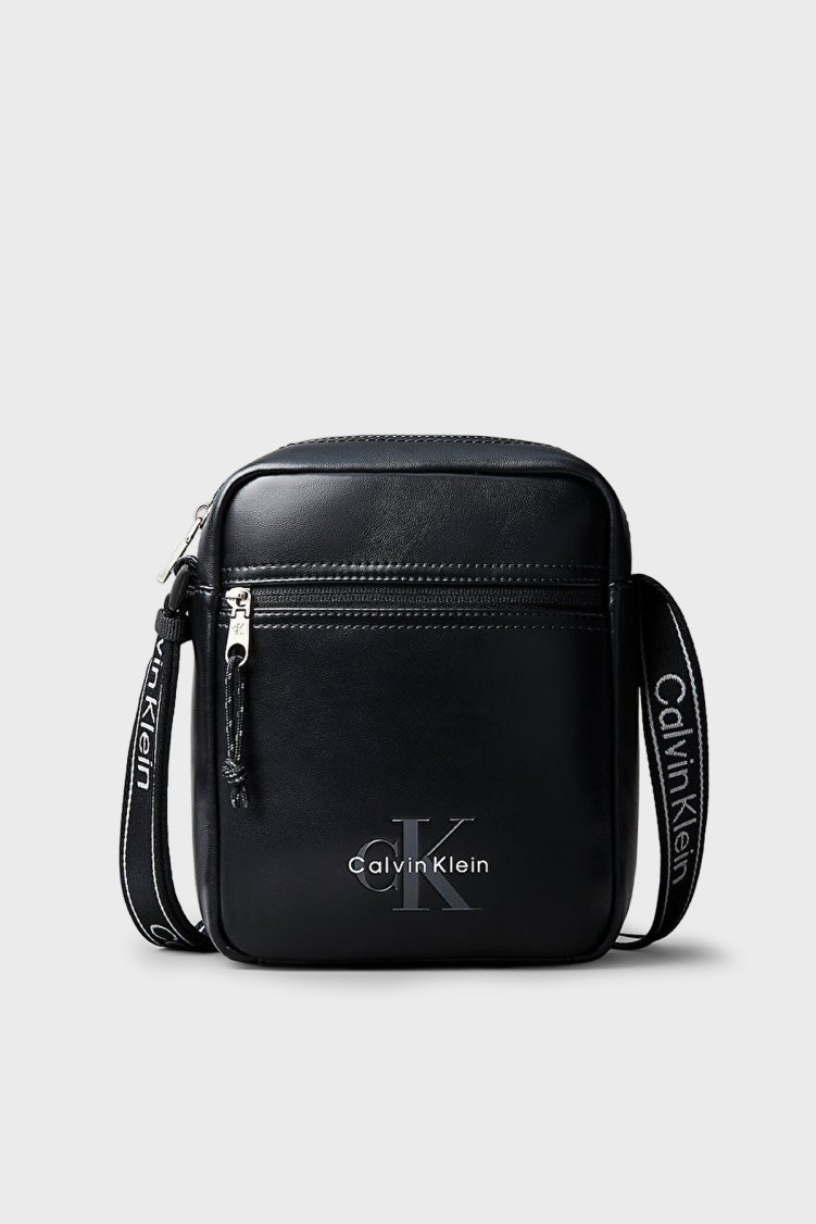 Calvin Klein Logolu Ayarlanabilir Askılı LV04D3418GUB1 Erkek Çanta LV04D3418G UB1 Siyah - Calvin Klein