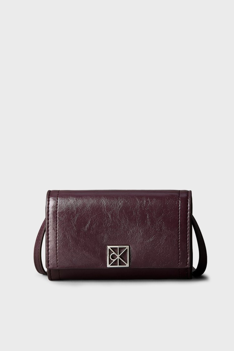 Calvin Klein Logolu Çıkarılabilir Askılı LV04F1218GBAP Kadın Cüzdan LV04F1218G BAP Bordo - Calvin Klein