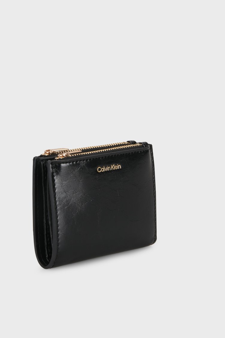 Calvin Klein Logolu Fermuarlı Kadın Kartlık LV04F1166G UB1 Siyah - Calvin Klein (1)