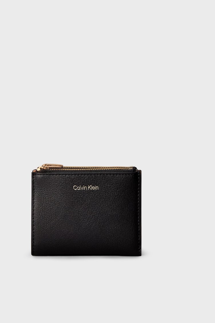 Calvin Klein Logolu Fermuarlı LV04F1135G332 Kadın Cüzdan LV04F1135G 332 SİYAH - Calvin Klein