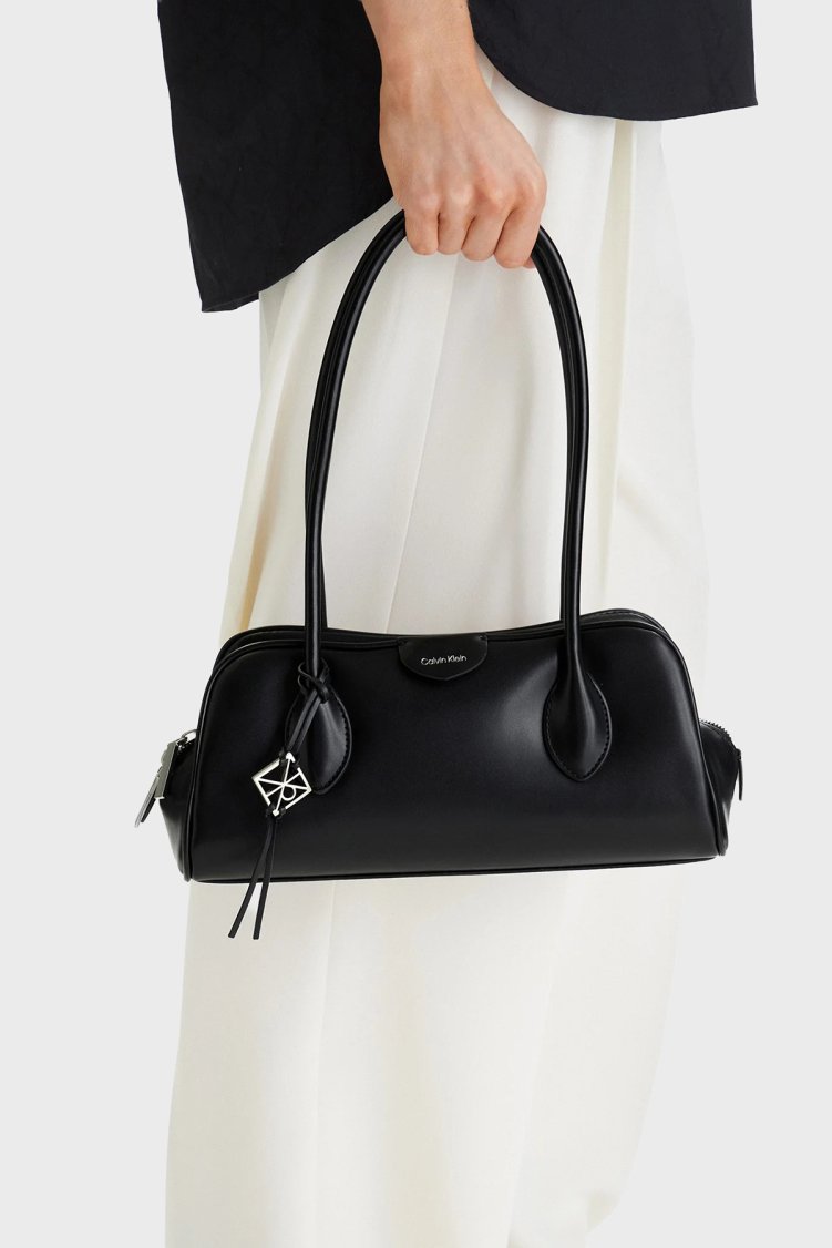 Calvin Klein Logolu Sabit Askılı LV04F3369GUB1 Bayan Çanta LV04F3369G UB1 SİYAH - Calvin Klein (1)