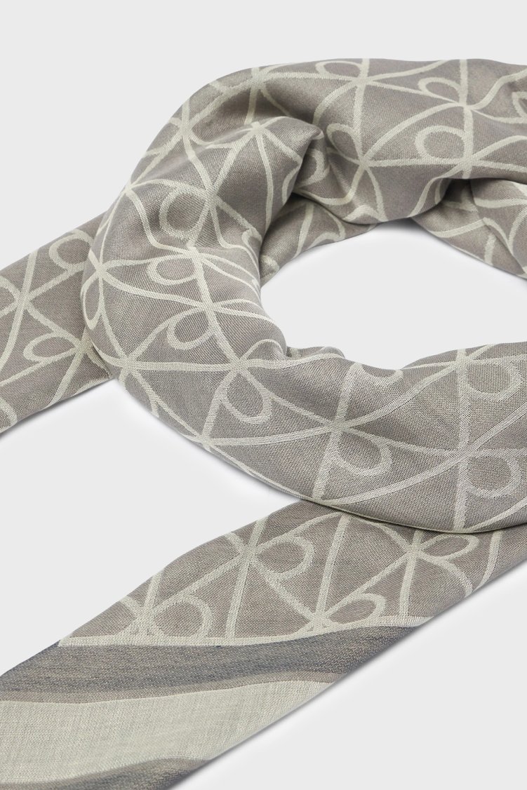 Calvin Klein Modal Logolu 120 x 120 cm LV04F8080GCGE Kadın Şal LV04F8080G CGE LACİVERT - Calvin Klein (1)