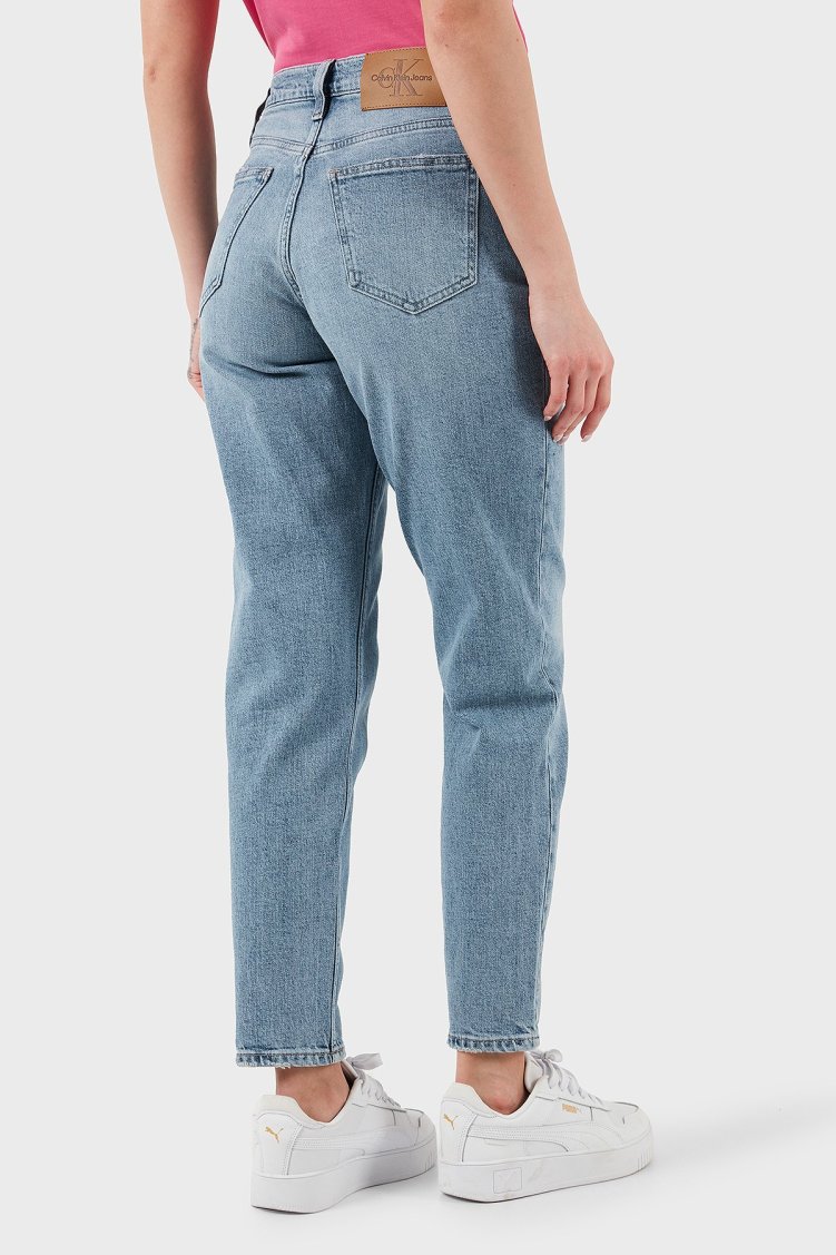 Calvin Klein Pamuklu Mom Fit Yüksek Bel Düz Paça Jeans J20J2245151AA Bayan Kot Pantolon J20J224515 1AA AÇIK MAVİ - Calvin Klein (1)