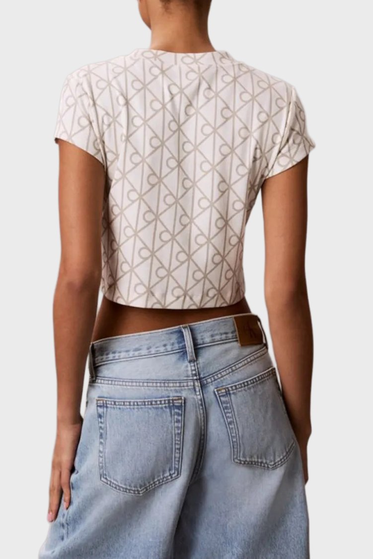 Calvin Klein Pamuklu Slim Fit Logo Baskılı Kadın T Shirt LV047G830G YAS KREM - Calvin Klein (1)