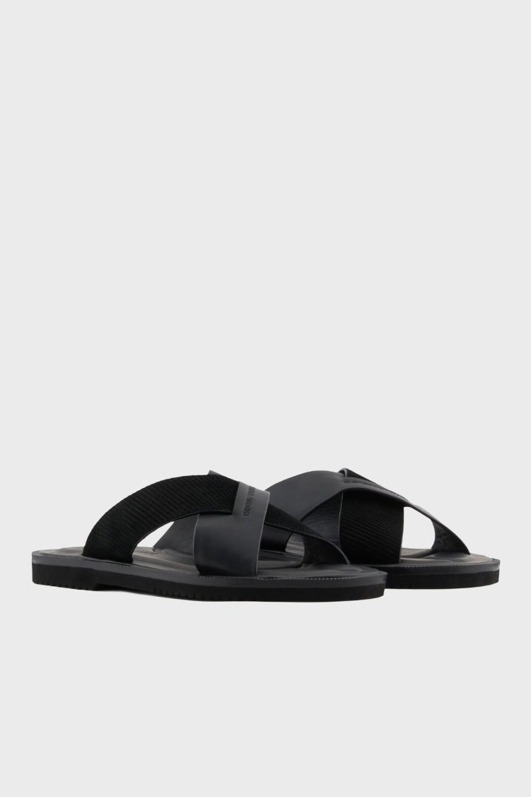Emporio Armani Hakiki Deri ve Süet Detaylı Çapraz Çift Bantlı Erkek Terlik X4P124 XR340 K001 SİYAH - Emporio Armani (1)