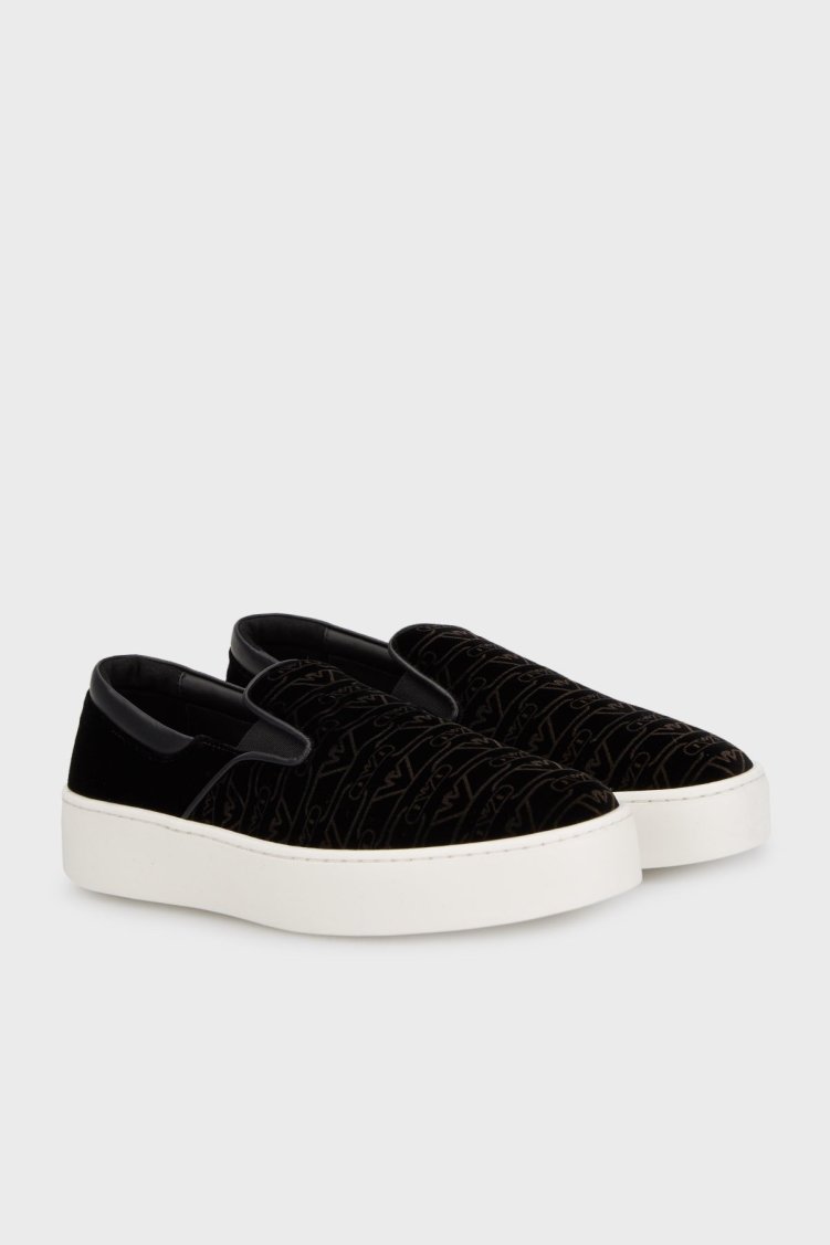 Emporio Armani Kadife Logolu Kalın Tabanlı Loafer Bayan Ayakkabı X3Y007 XR235 00002 SİYAH - Emporio Armani (1)