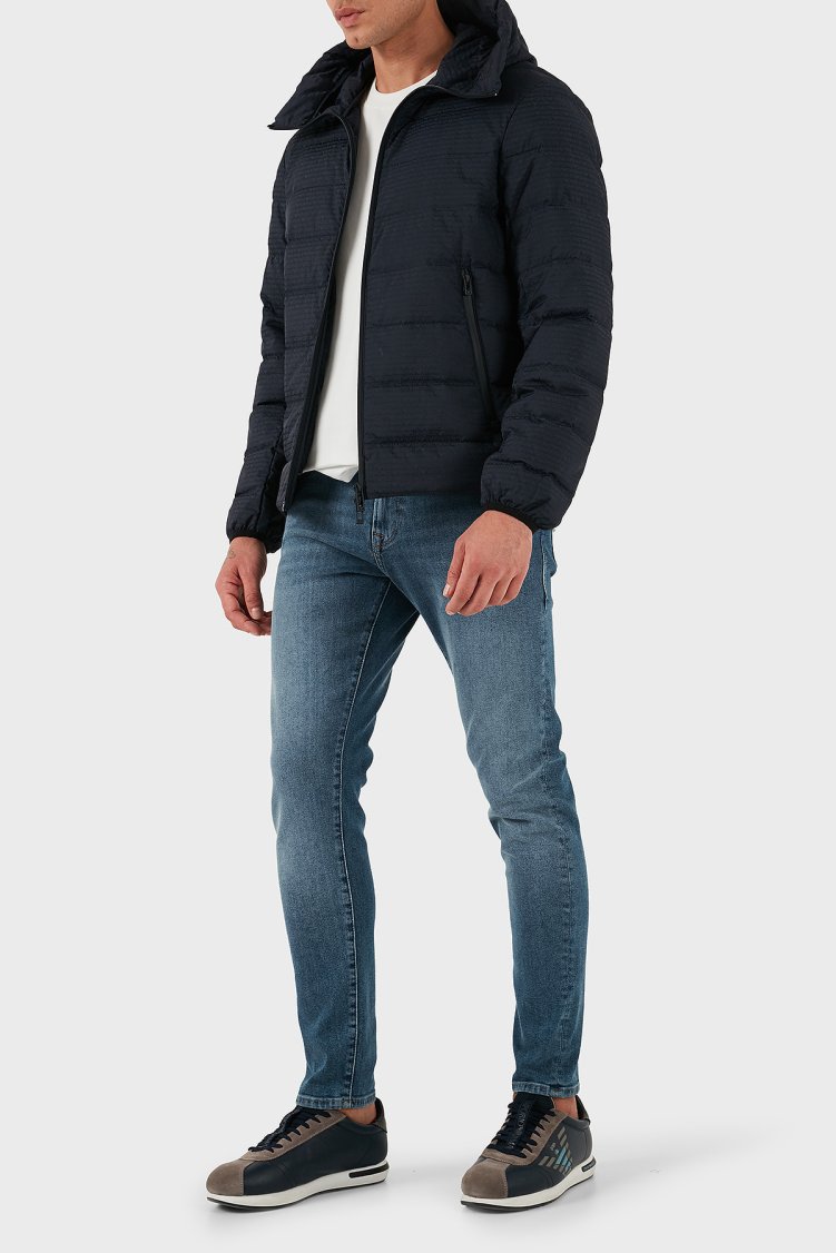 Emporio Armani Kapitoneli 4G Logolu Regular Fit Kapüşonlu Şişme Erkek Mont EM003043 AF15384 UB118 LACİVERT - Emporio Armani (1)