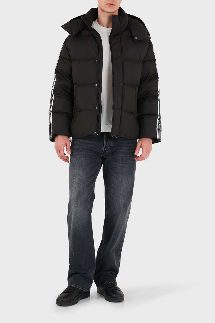 Emporio Armani Kapitoneli Kuş Tüyü Dolgulu Kapüşonlu Şişme Erkek Mont EM007218 AF18231 UC001 Siyah - Emporio Armani (1)