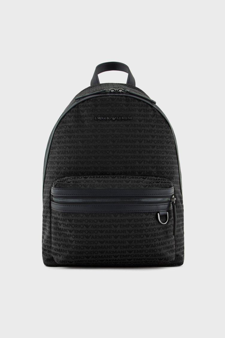 Emporio Armani Logo Kaplı Jakarlı Ayarlanabilir Askılı Erkek Sırt Çantası EM001209 AF13823 U8168 SİYAH - Emporio Armani