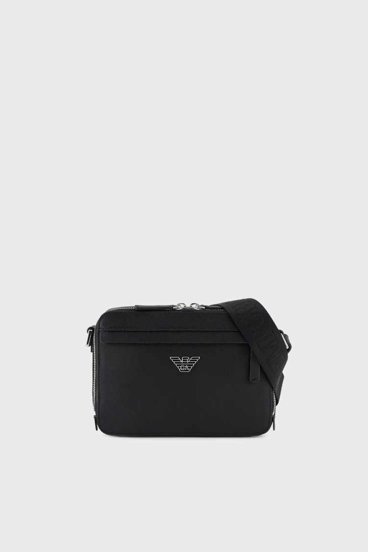 Emporio Armani Logolu Çıkarılabilir Askılı Erkek Çanta EM001186 AF13805 UC001 SİYAH - Emporio Armani