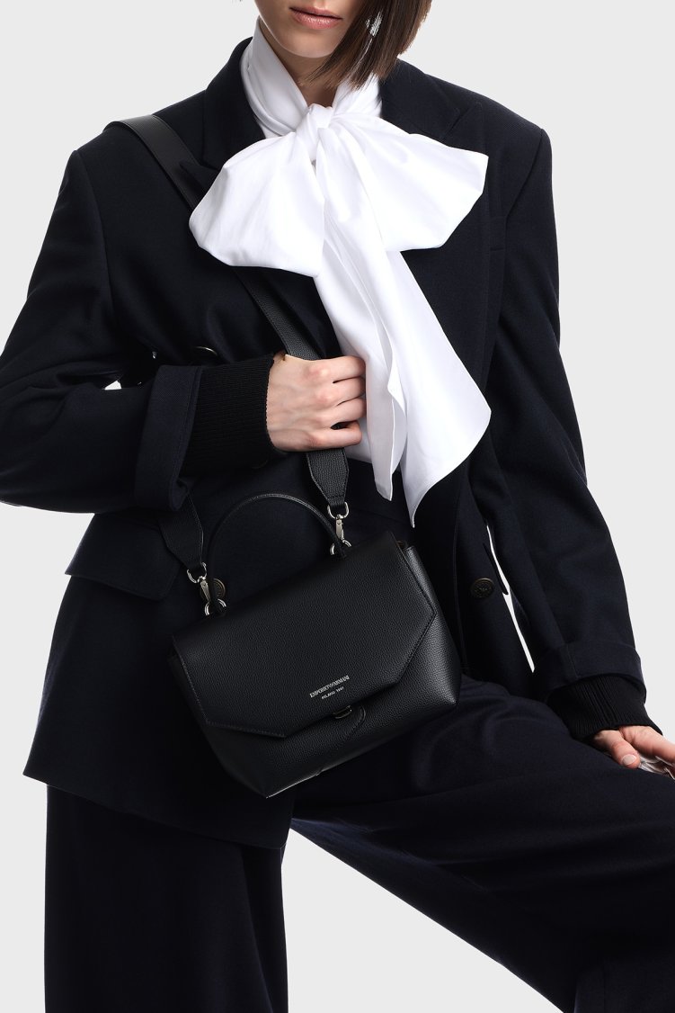 Emporio Armani Logolu Çıkarılabilir Askılı Kadın Çanta EW005672 AF29459 UC001 Siyah - Emporio Armani (1)