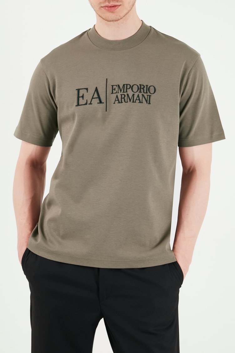 Emporio Armani Logolu Pamuklu Regular Fit Bisiklet Yaka Erkek T Shirt EM005551 AF25183 F6038 HAKİ - Emporio Armani
