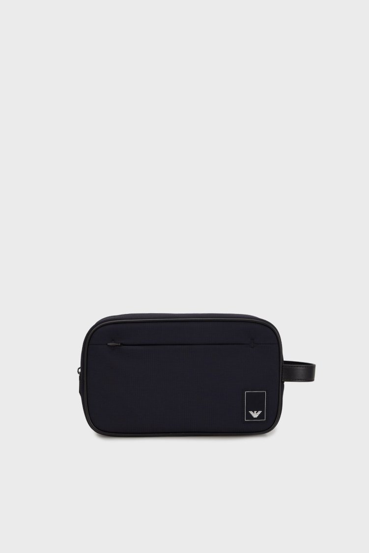 Emporio Armani Logolu Tek Saplı Erkek Çanta EM000090 AF13841 UB118 LACİVERT - Emporio Armani