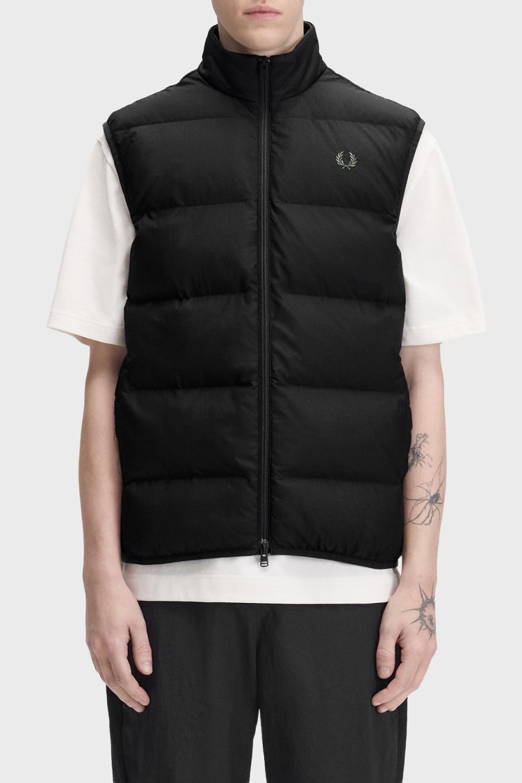 Fred Perry Kapitoneli Regular Fit Dik Yaka Şişme Unisex Yelek J8522 184 Siyah - Fred Perry