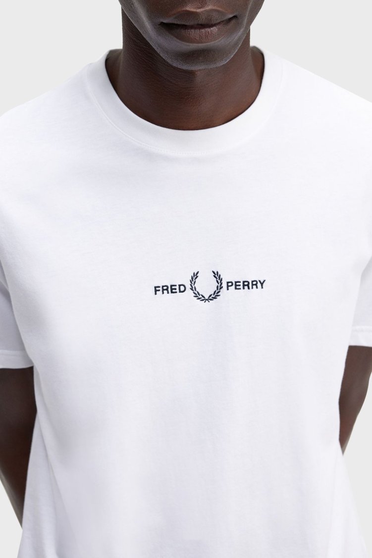 Fred Perry Logo Nakışlı % 100 Pamuk Regular Fit Bisiklet Yaka Erkek T Shirt M4580 100 BEYAZ - Fred Perry (1)