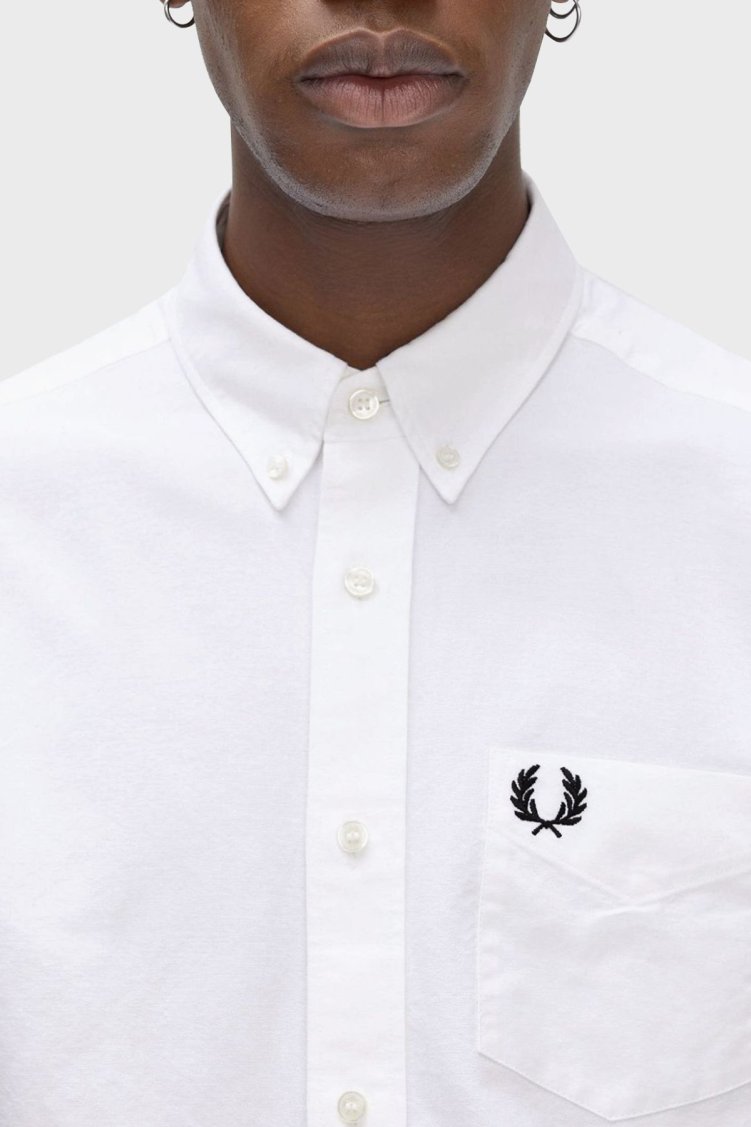 Fred Perry Logolu % 100 Pamuk Regular Fit Tek Cepli Düğmeli Yaka Erkek Gömlek M5516 100 BEYAZ - Fred Perry (1)