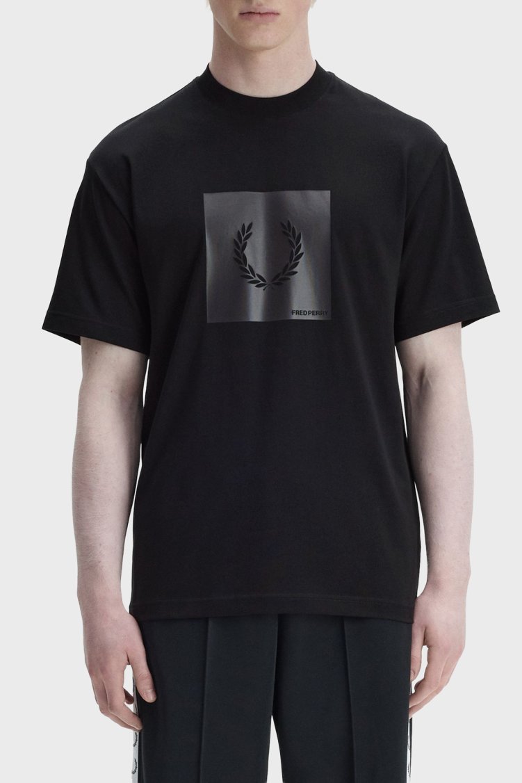 Fred Perry Logolu % 100 Pamuk Relaxed Fit Bisiklet Yaka Erkek T Shirt M2404 102 SİYAH - Fred Perry