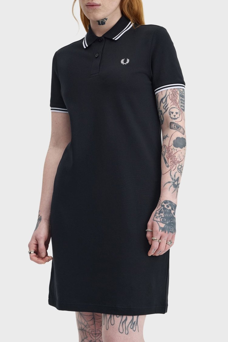 Fred Perry Pamuklu Regular Fit Logolu Düğmeli Polo Yaka Kadın Elbise D3600 350 SİYAH - Fred Perry