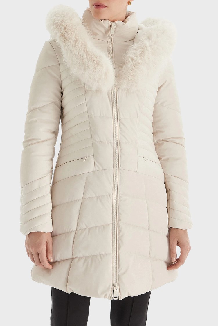 Guess Nev Oxana Regular Fit Fermuarlıı Kapüşonlu Şişme W4BL61WGLZ0 Bayan Mont W4BL61 WGLZ0 G9L9 EKRU - Guess