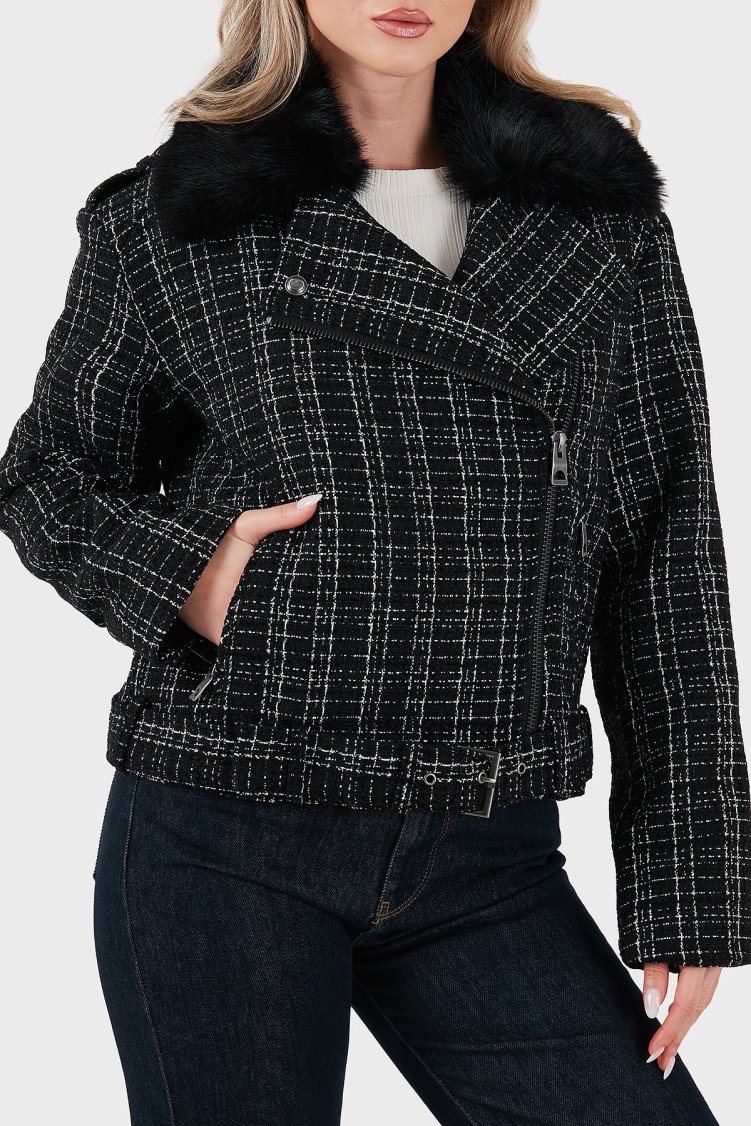 Guess Sandra Regular Fit Yumuşak Tüy Detaylı Yaka Fermuarlı W5BL16W2382 Bayan Ceket W5BL16 W2382 JBLK SİYAH - Guess