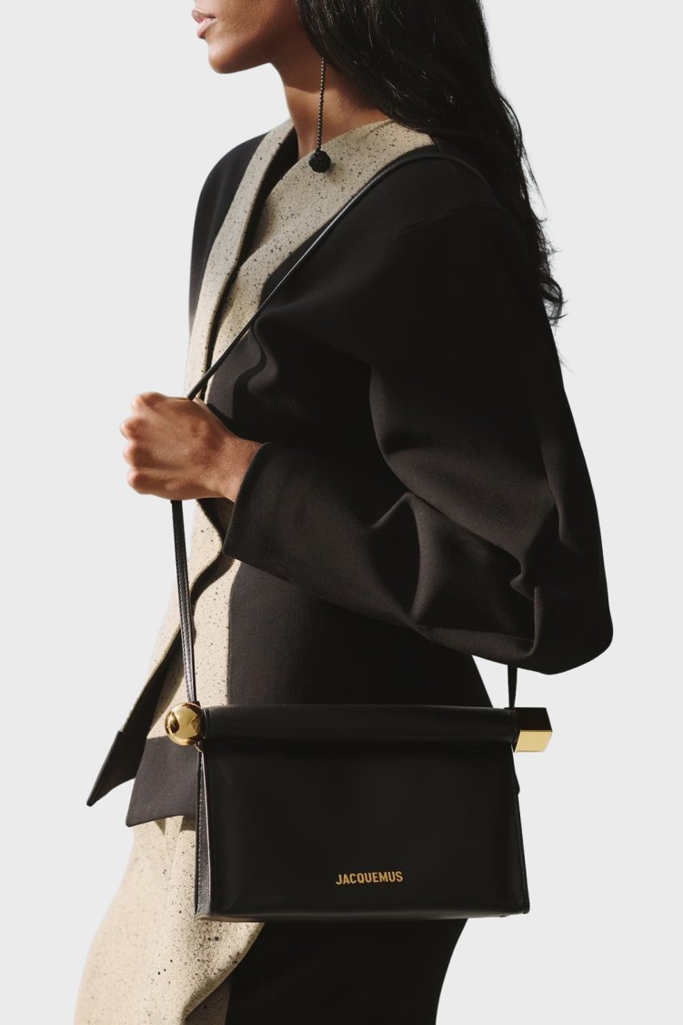 Jacquemus Le Sac Rond Carre Deri Çıkarılabilir Askılı Kadın Çanta 26HBAW00472AC27L14 Siyah - Jacquemus (1)