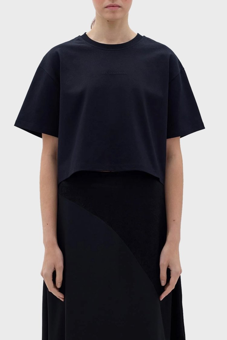 Les Benjamins Logolu Bisiklet Yaka Pamuklu Crop Bayan T Shirt LB23FWCLAFUTS-408 SİYAH - Les Benjamins
