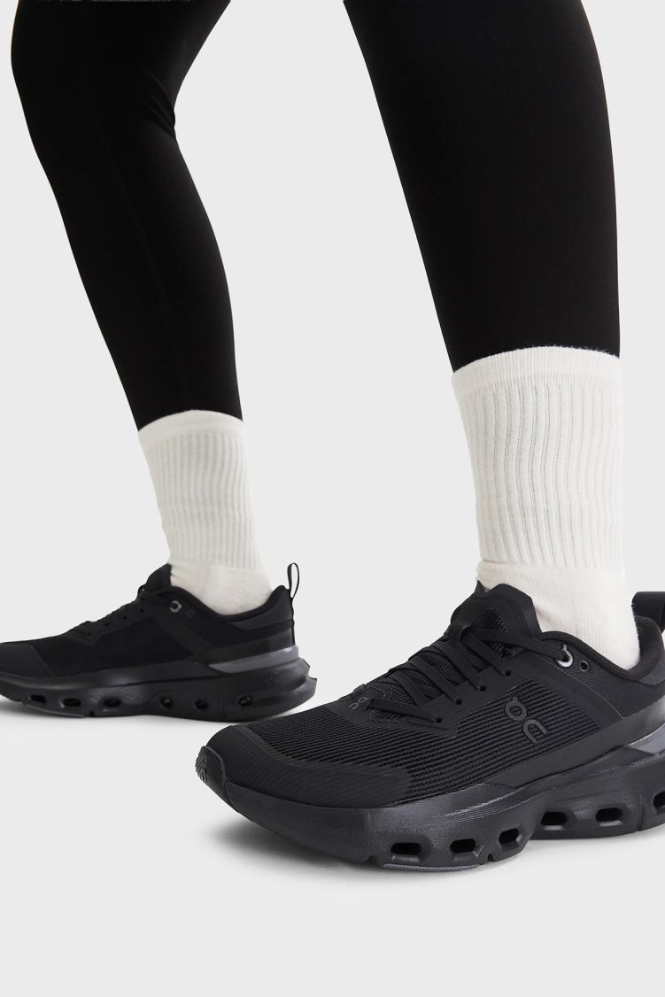 On Logolu Sneaker Kadın Ayakkabı 3WF30323404 SİYAH - On (1)