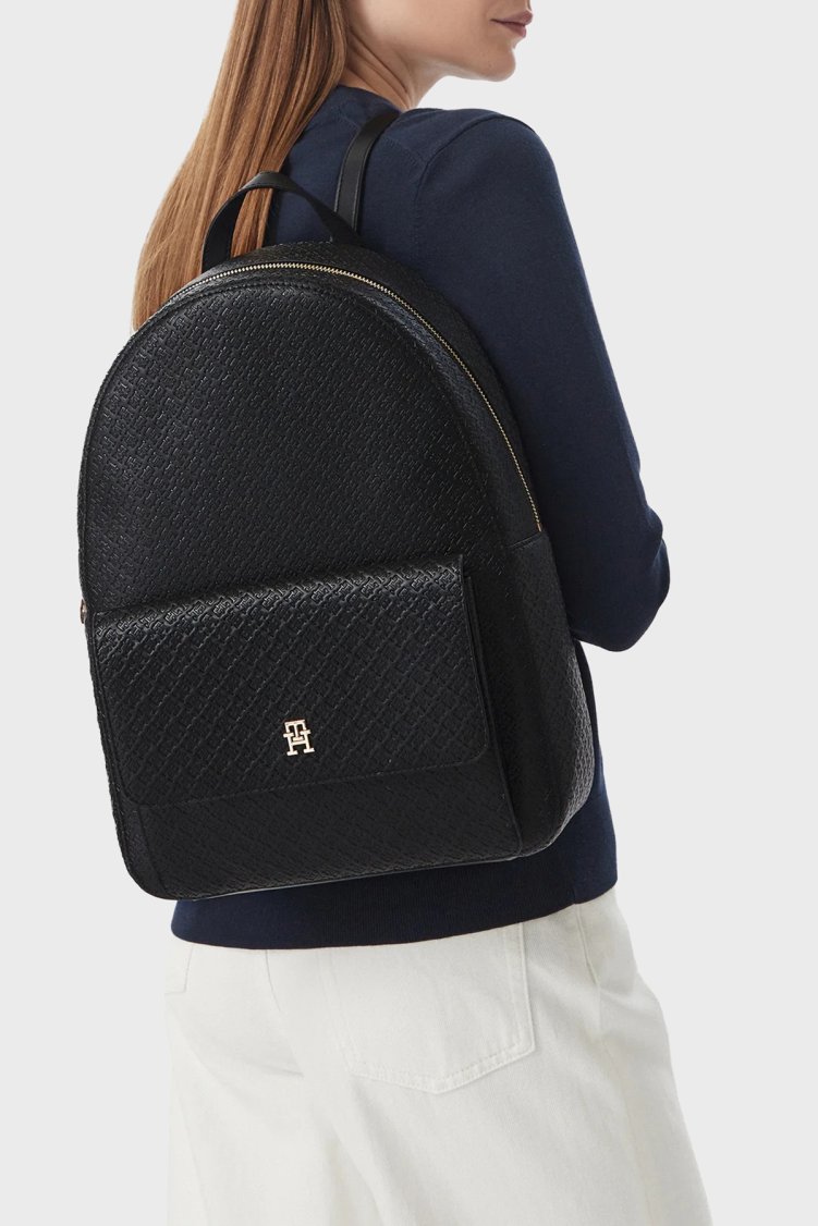 Tommy Hilfiger Logo Monogramlı Ayarlanabilir Askılı Kadın Sırt Çantası AW0AW19284 BDS Siyah - Tommy Hilfiger (1)