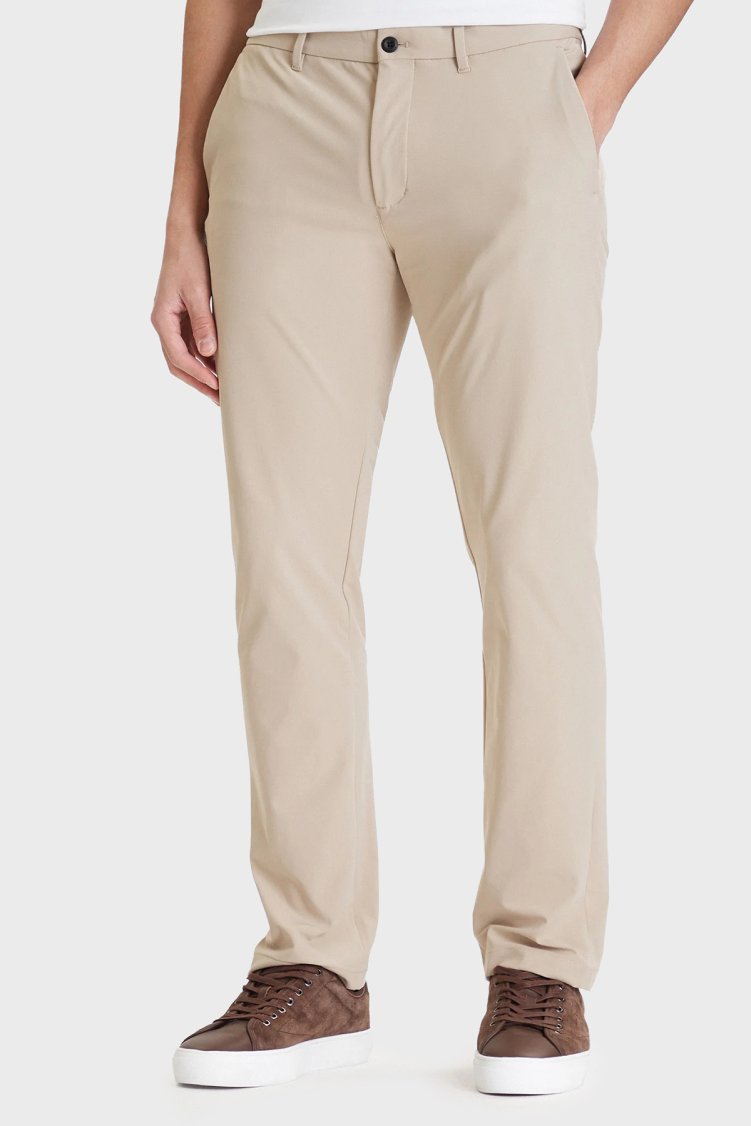 Tommy Hilfiger Regular Fit Normal Bel Düz Paça Erkek Pantolon MW0MW43408 RBT KUM - Tommy Hilfiger