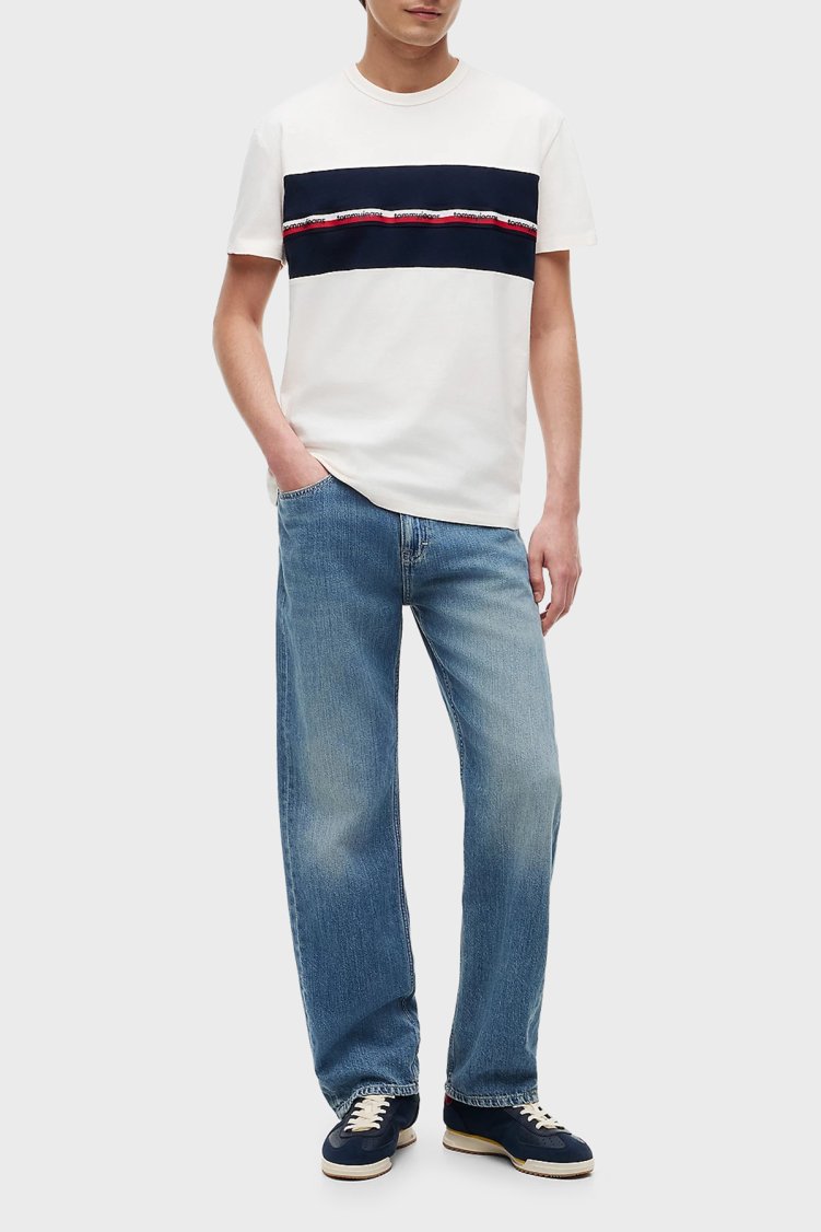 Tommy Jeans Logolu % 100 Pamuk Regular Fit Bisiklet Yaka Erkek T Shirt DM0DM23245 YBH Beyaz - Tommy Jeans (1)