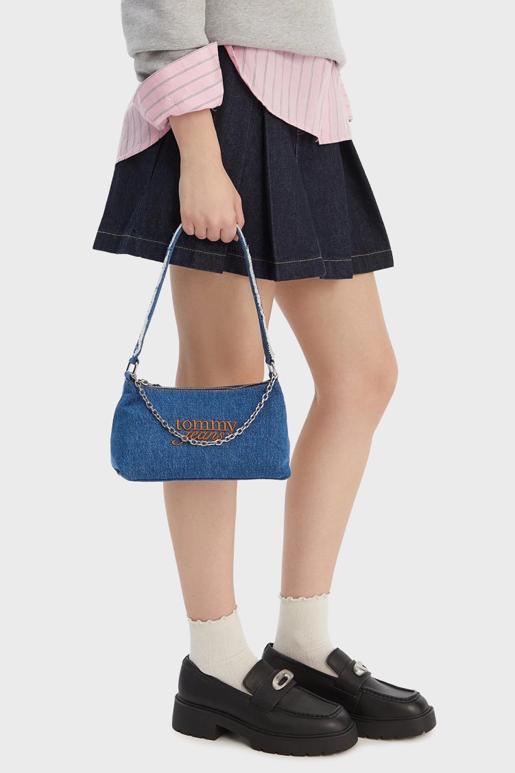 Tommy Jeans Logolu Omuz Askılı Zincir Detaylı Denim Kadın Çanta AW0AW18575 1A7 MAVİ - Tommy Jeans (1)
