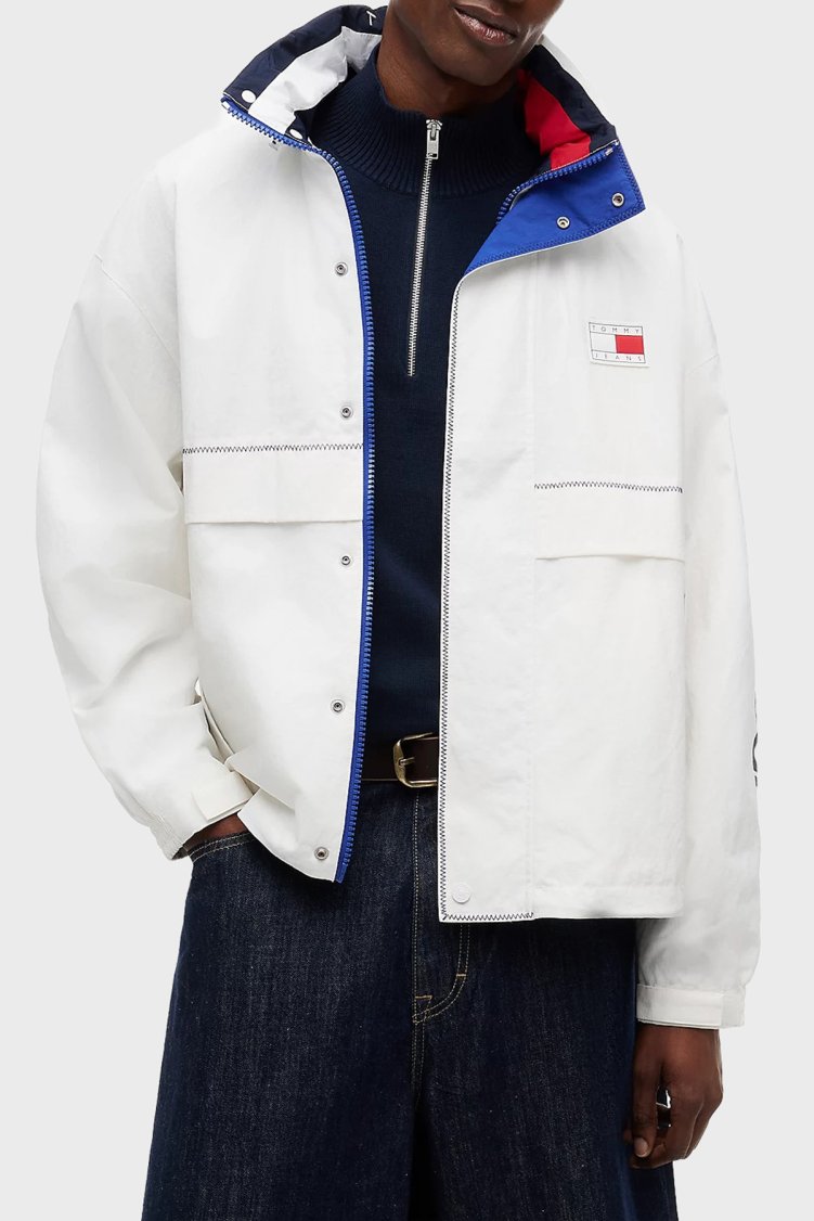 Tommy Jeans Logolu Oversize Su İtici Saklanabilir Kapüşonlu Erkek Mont DM0DM23225 YBL Beyaz - Tommy Jeans