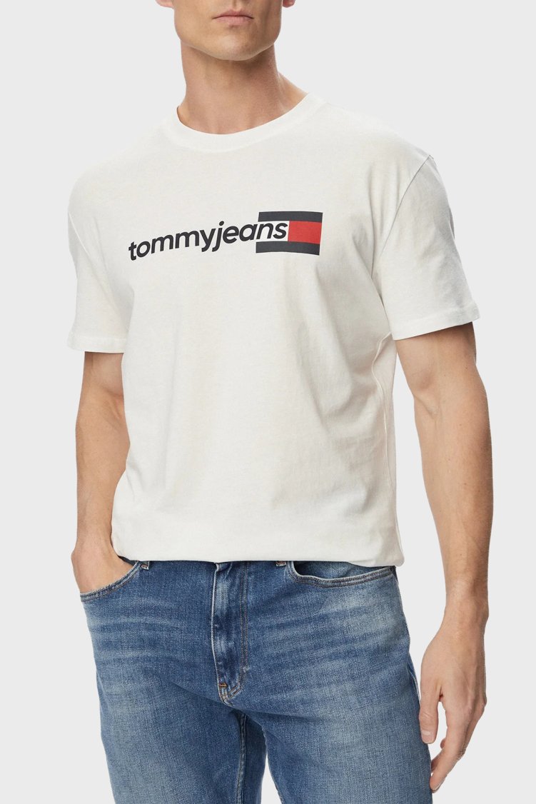 Tommy Jeans Logolu Pamuklu Regular Fit Bisiklet Yaka Erkek T Shirt DM0DM23406 YBL Beyaz - Tommy Jeans
