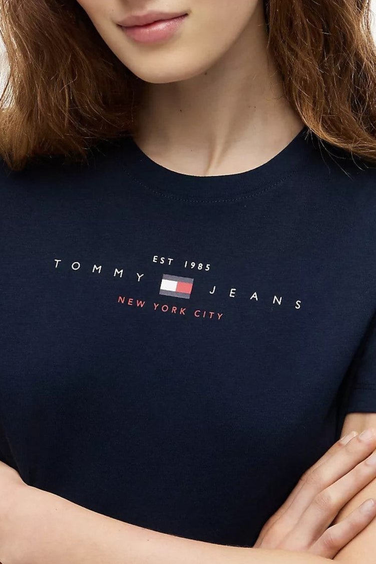 Tommy Jeans Pamuklu Regular Fit Bisiklet Yaka Kadın T Shirt DW0DW22789 C1G Lacivert - Tommy Jeans (1)