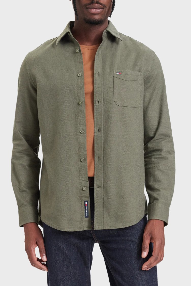 Tommy Jeans Pamuklu Regular Fit Göğüs Cep Detaylı Erkek Gömlek DM0DM23529 M04 Yeşil - Tommy Jeans