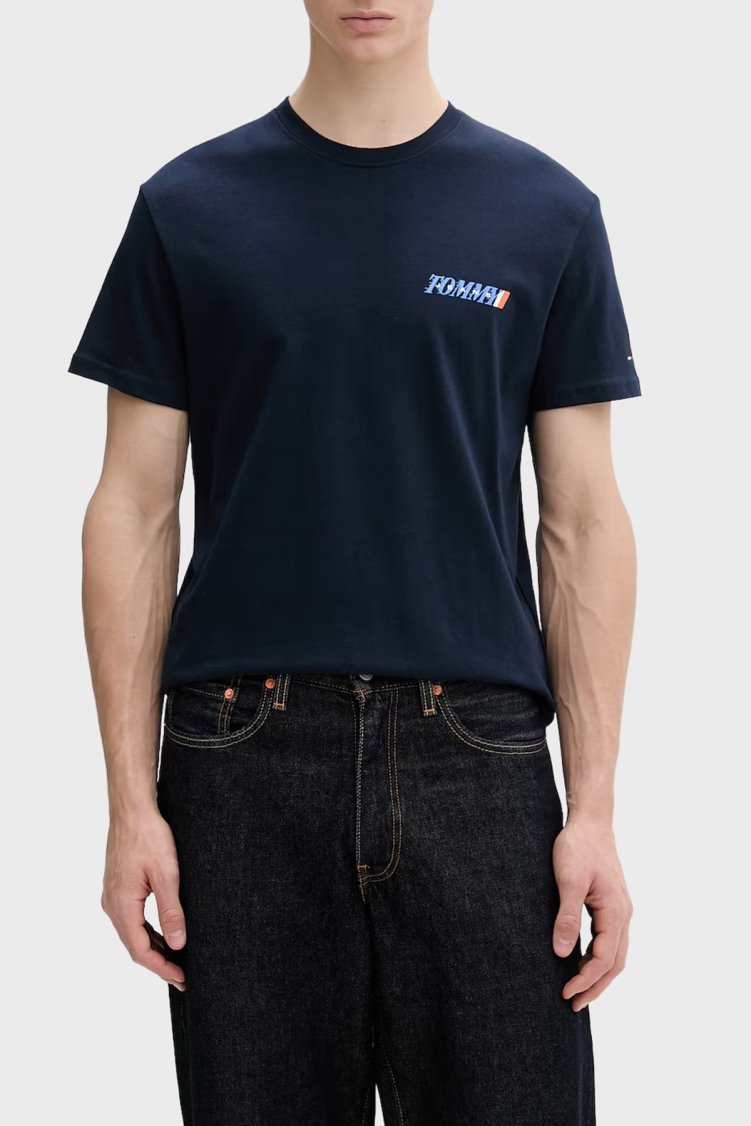 Tommy Jeans Pamuklu Sırt Baskılı Regular Fit Bisiklet Yaka Erkek T Shirt DM0DM22547 C1G LACİVERT - Tommy Jeans