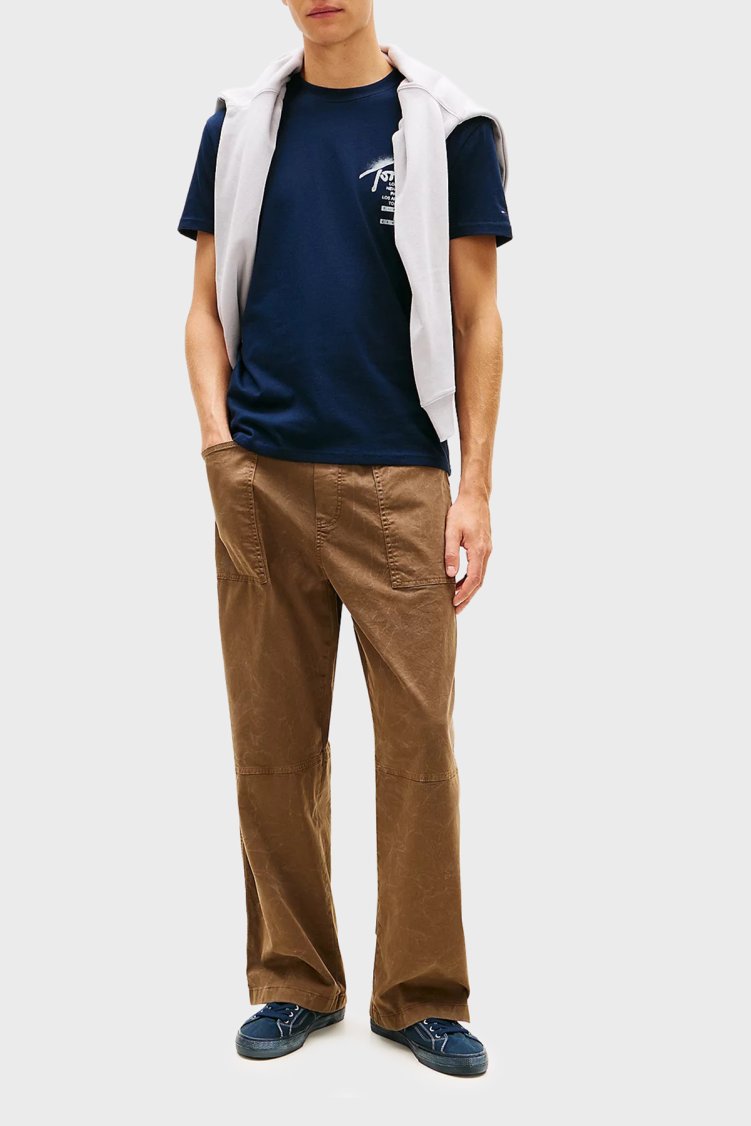 Tommy Jeans Sırt Baskılı Pamuklu Regular Fit Bisiklet Yaka Erkek T Shirt DM0DM22553 C1G LACİVERT - Tommy Jeans (1)