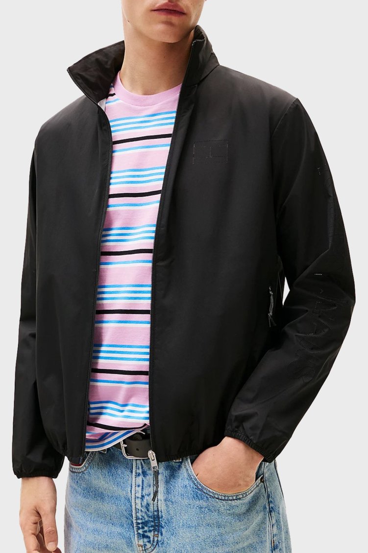 Tommy Jeans Slim Fit Gizli Kapüşonlu Suya Dayanıklı Erkek Ceket DM0DM21680 BDS SİYAH - Tommy Jeans